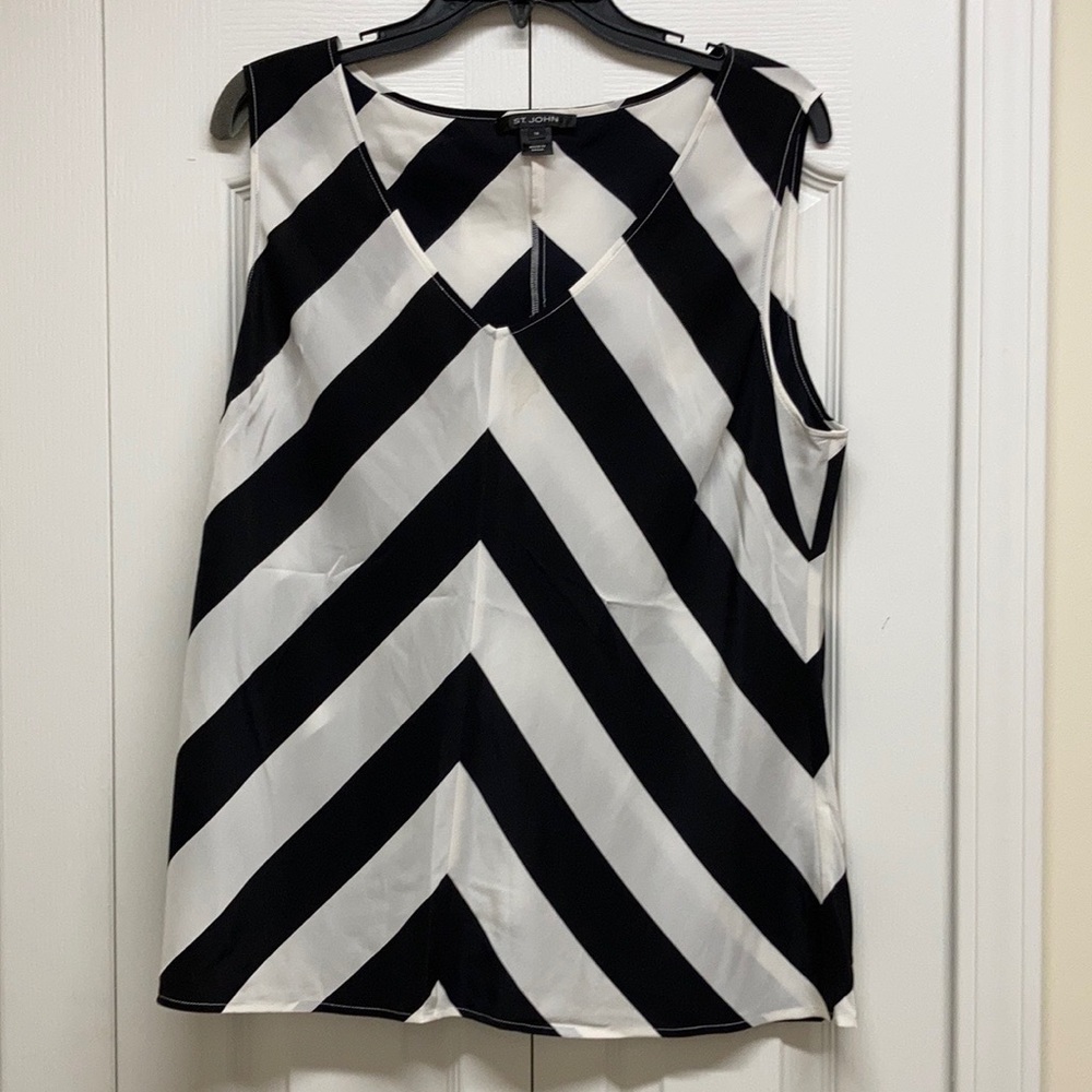 St. John silk black and white chevron top